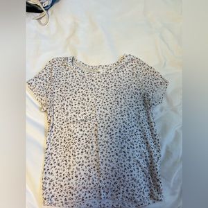 Garage t shirt,size small , price négociable